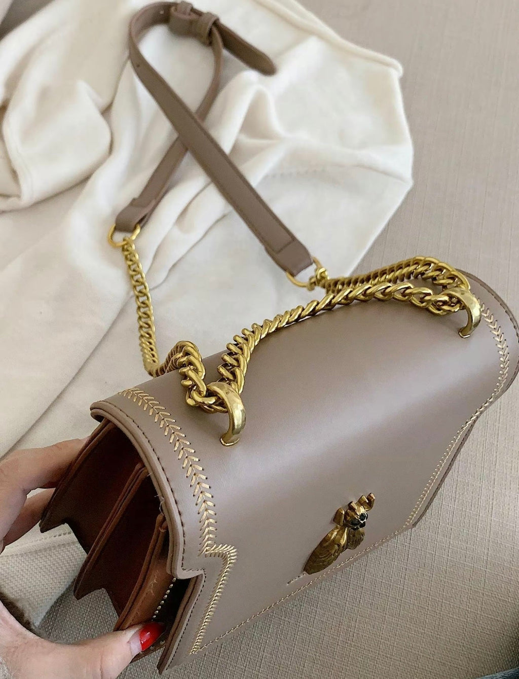 Éloria Paris -  Luxury Chain Bag