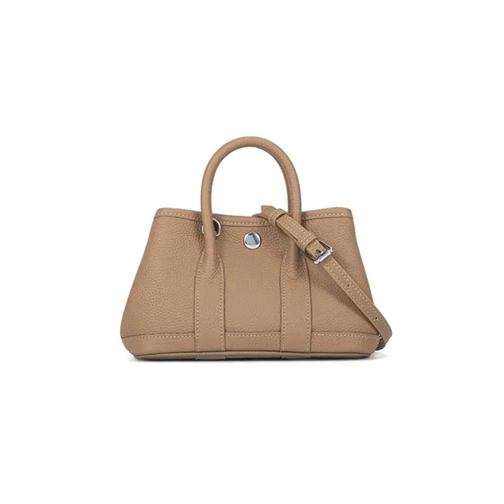Léonore Paris Tote Bag